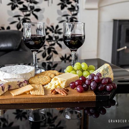 Talbot House By Grandeur Property Борнмът Екстериор снимка