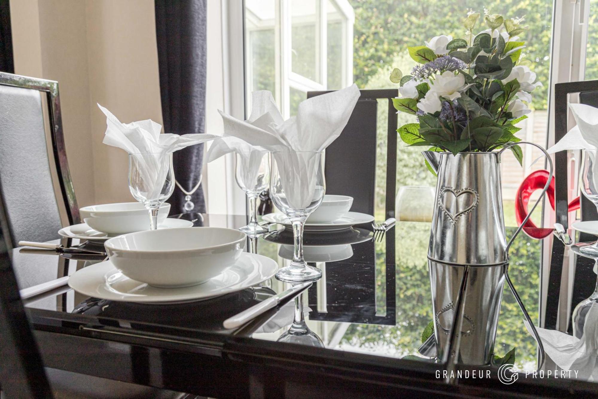 Talbot House By Grandeur Property Борнмът Екстериор снимка